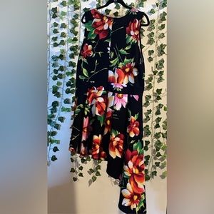 3x Plus Black Women’s Semi Stretch Cotton Textured Asymmetrical Top.